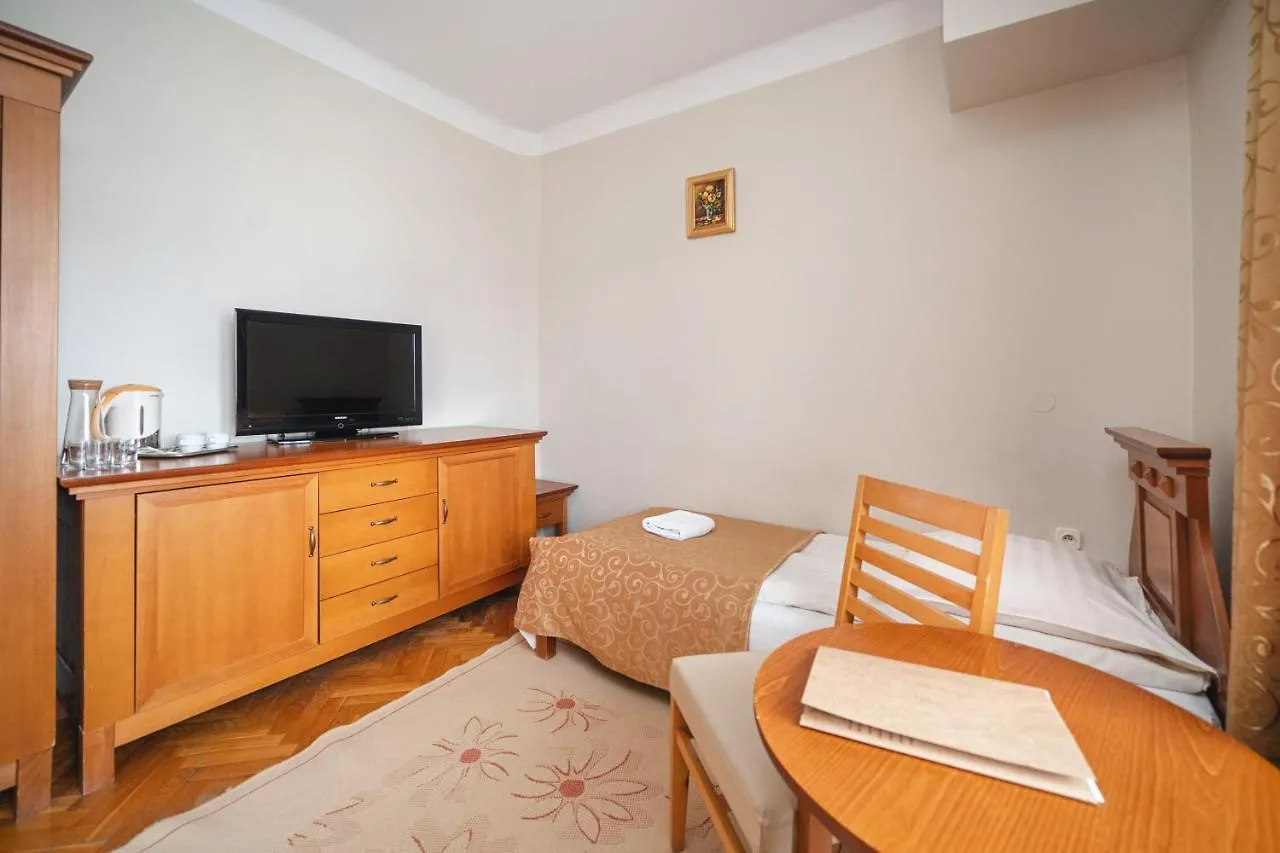 Jasny Palac Zakopane Bed & Breakfast